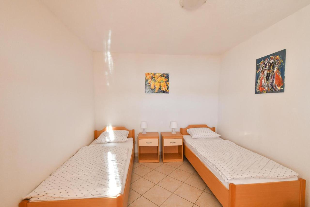 Apartments Bozenka クレック エクステリア 写真