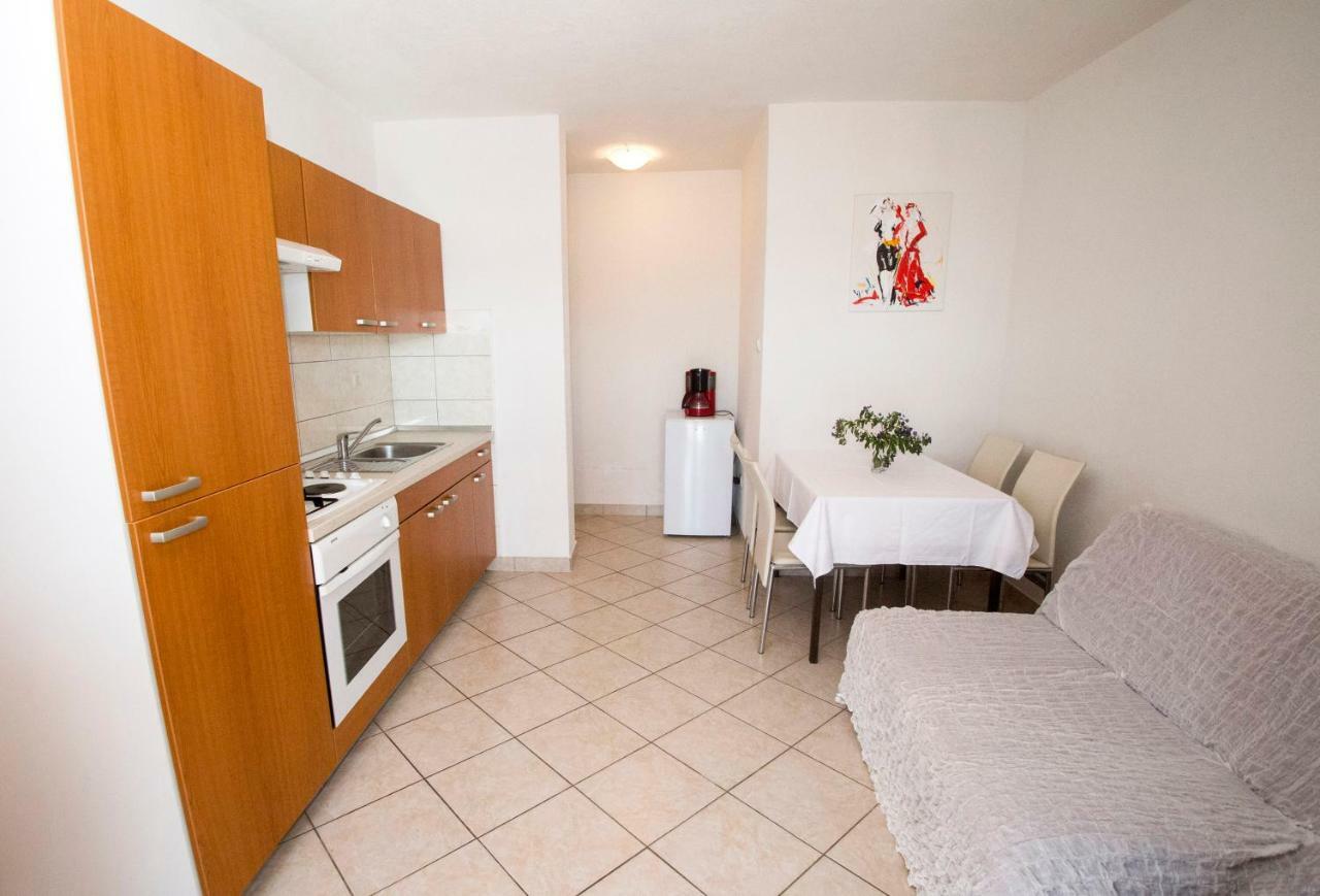 Apartments Bozenka クレック エクステリア 写真