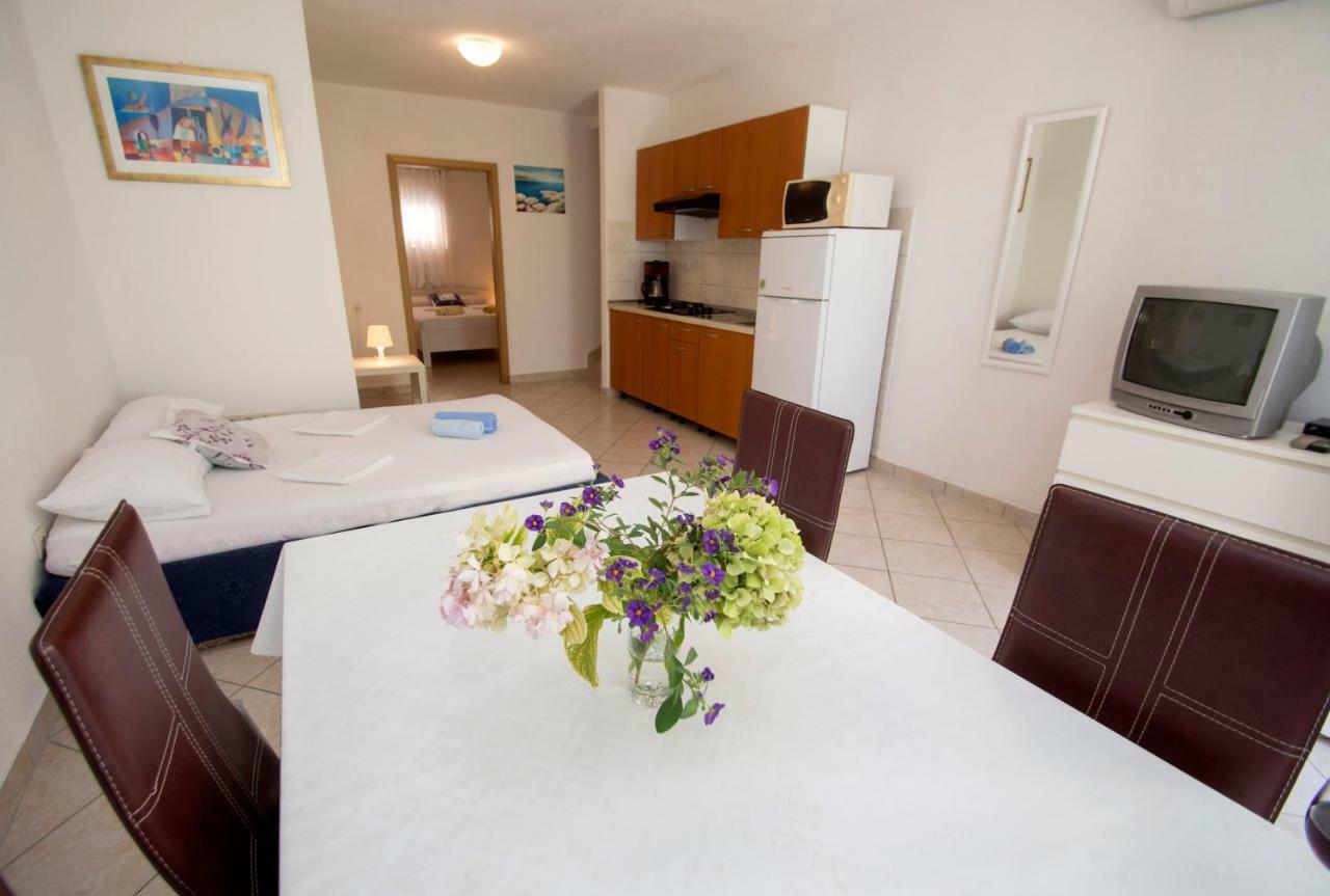 Apartments Bozenka クレック エクステリア 写真